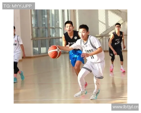 魅力篮球场上的风采:优雅与力量的完美结合