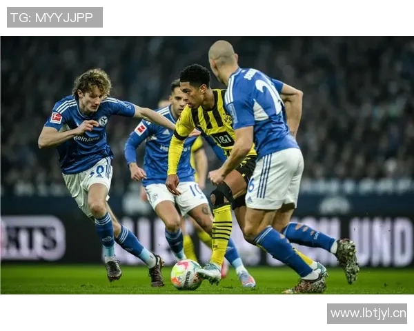 沙尔克04主场大胜多特蒙德，实现惊人逆袭，势如破竹！